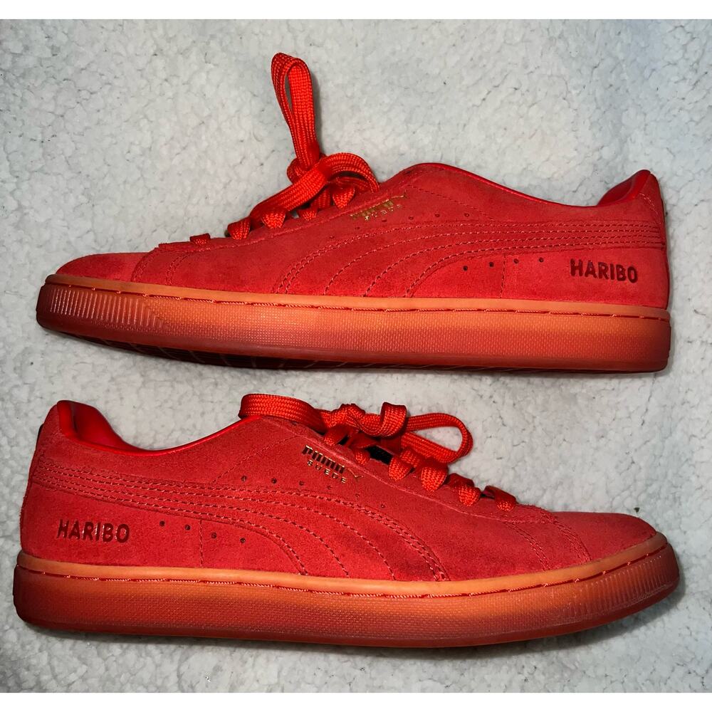 Puma Gummy Bear X Suede Classic Lace Up Red Sneakers - size 7 - D19